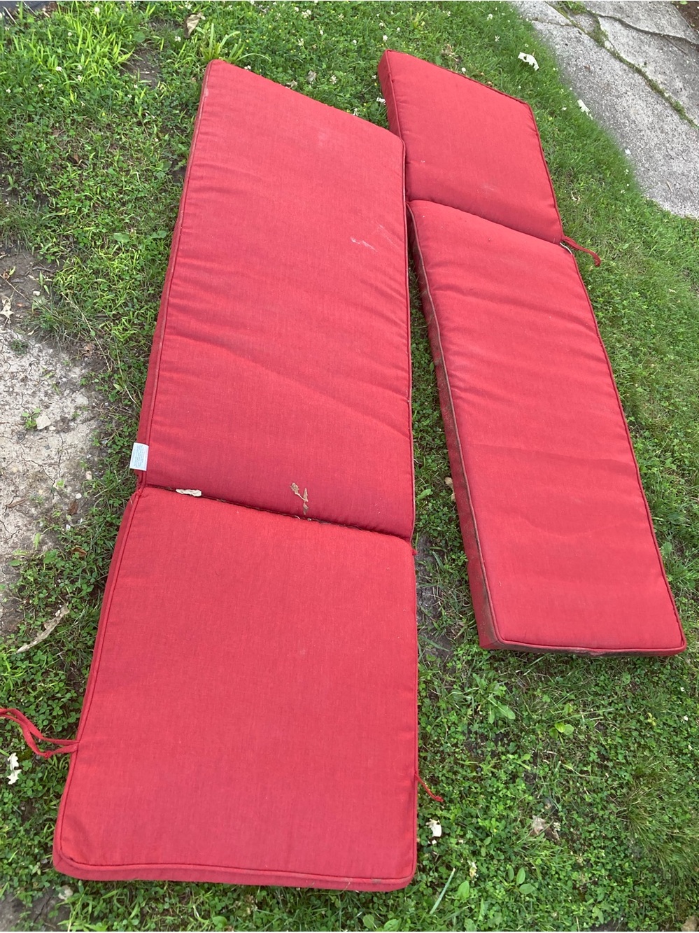 Red Outdoor lounge cushions